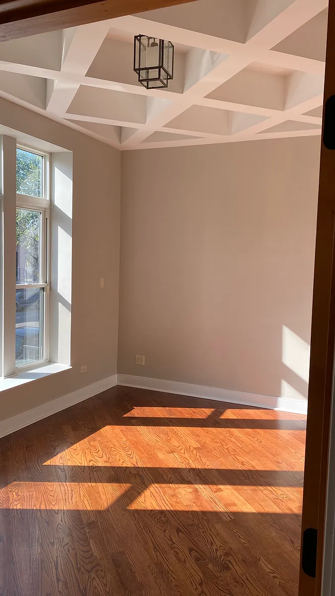 Building Photo - 2750 W Warren Blvd #1