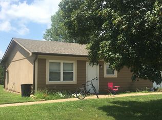 709 N Jackson St, Spring Hill, KS 66083