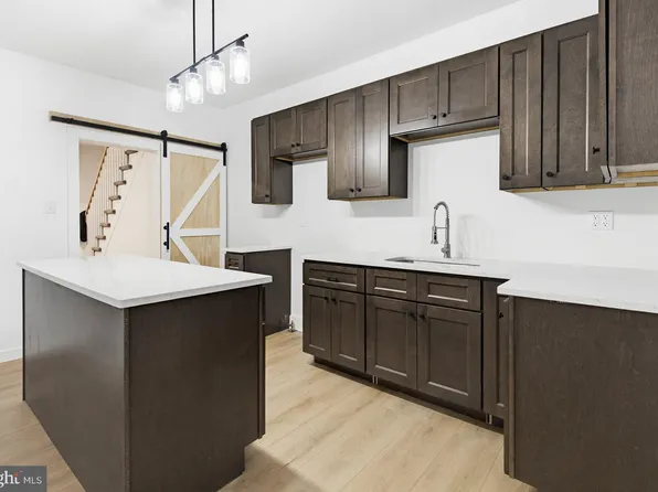 818 W King St, York, PA 17401