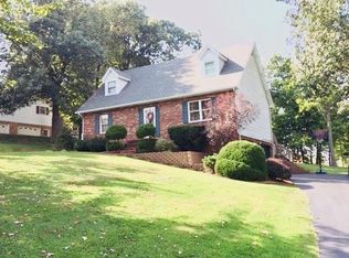 625 Mill St, Hanson, KY 42413