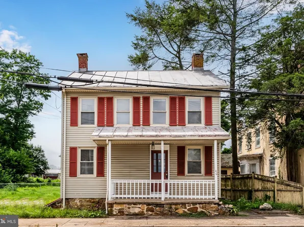 40 S Main St, York New Salem, PA 17371