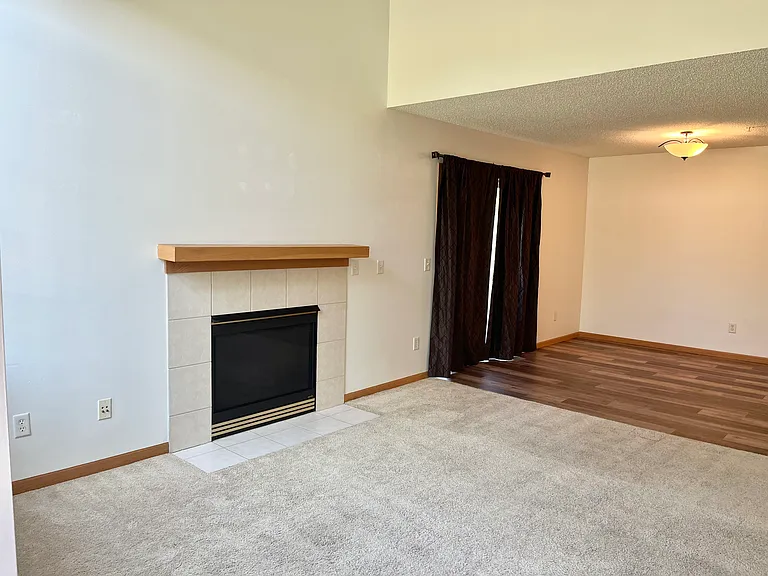 3260 Corliss Trl — Photo 6
