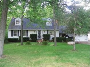 27348 Sprague Rd, Olmsted Township, OH 44138