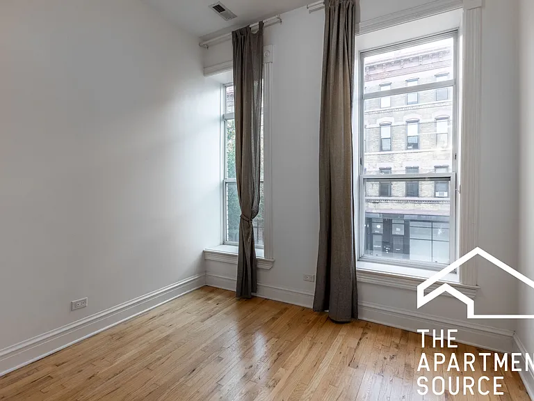 1659 S Throop St #2E — Photo 11