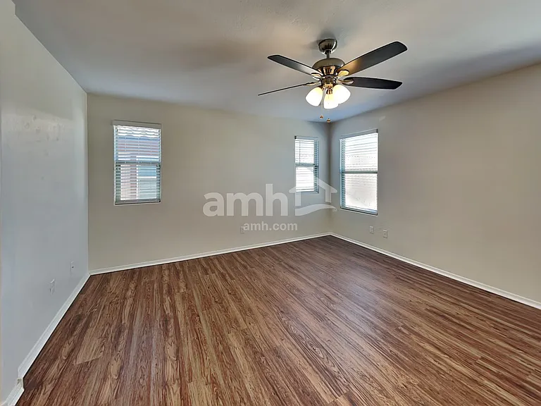 1508 N Banning — Photo 11