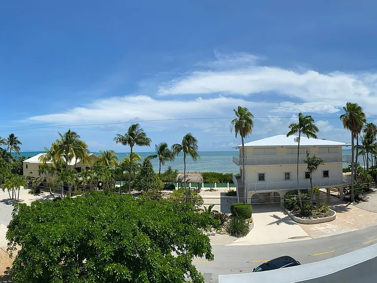 Pano Deck View