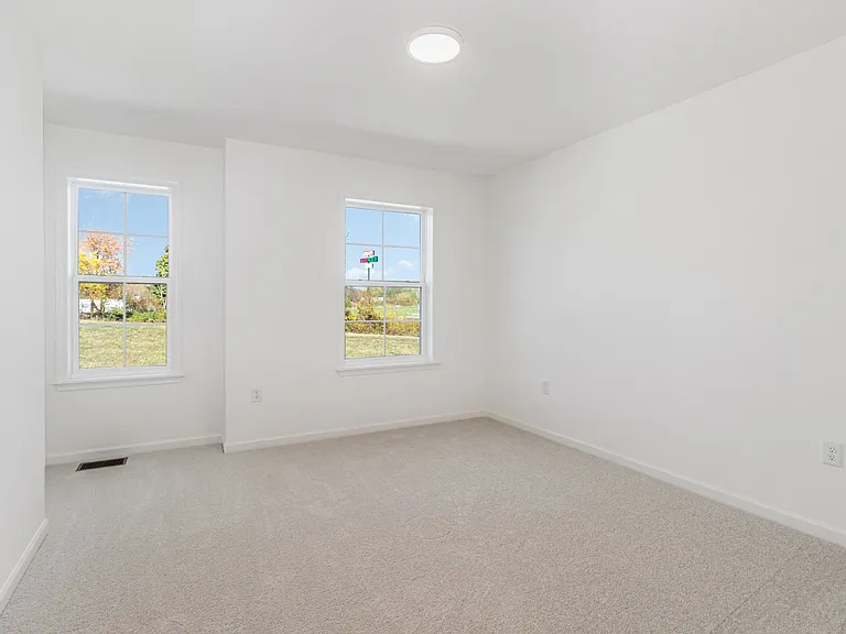 7843 Briarwood Dr — Photo 17