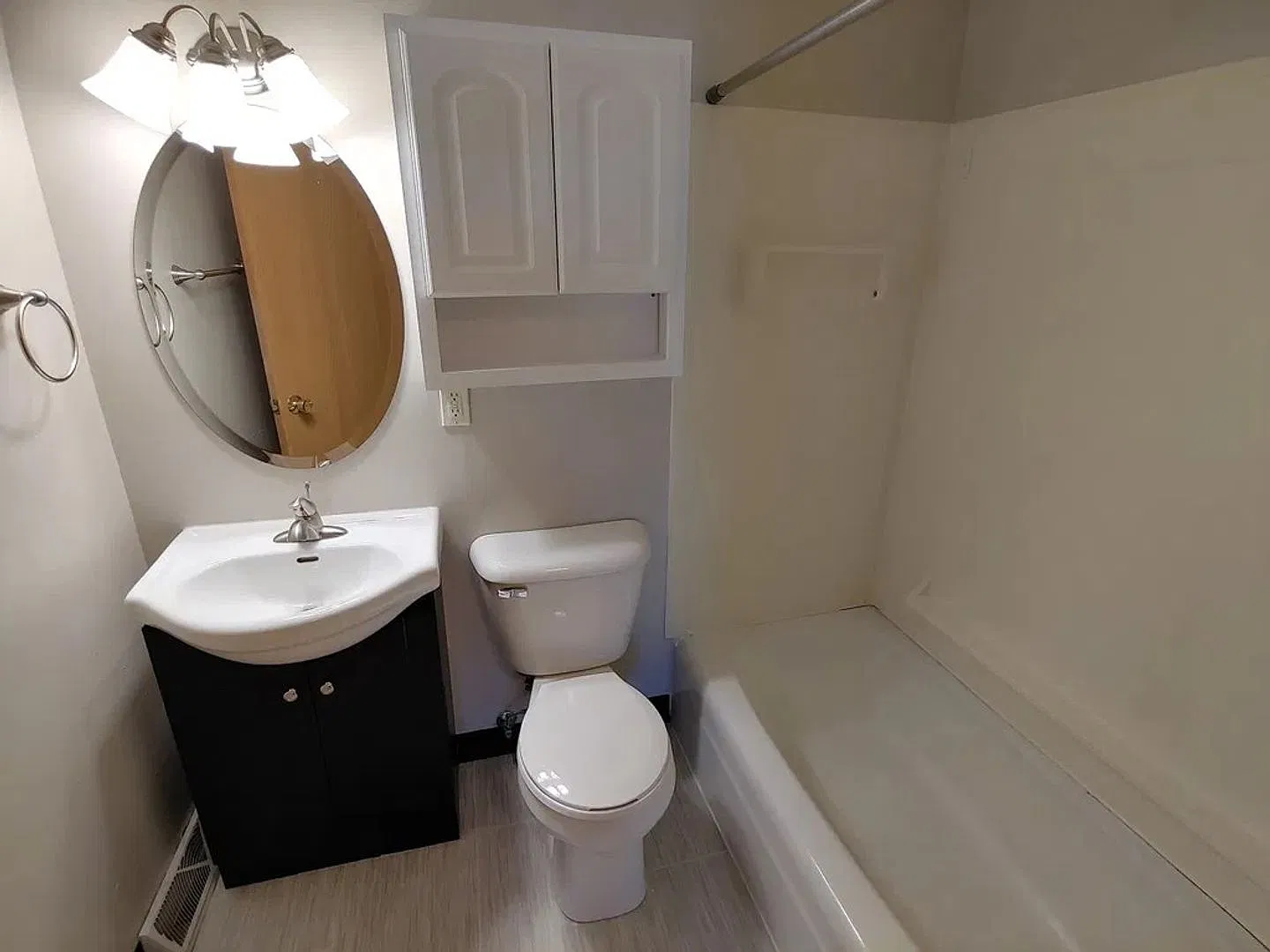 Wyndham Way Townhomes — Photo 4
