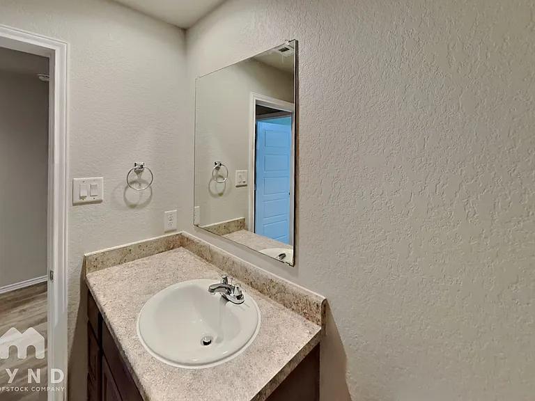 12920 Cicely Ct — Photo 14