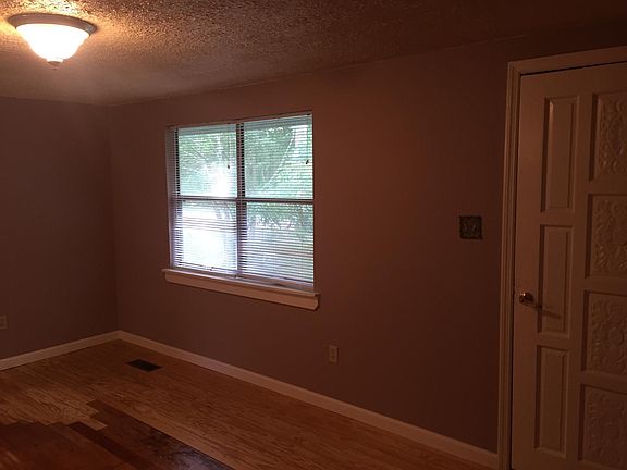 3rd image of 219 County Road 624