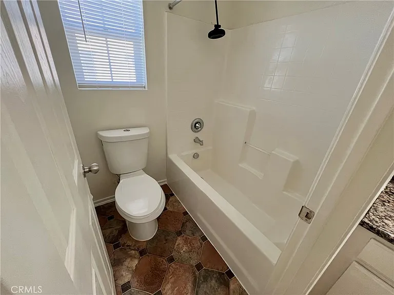 4564 Jewel Dr — Photo 22