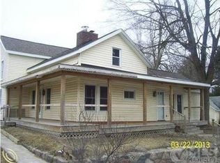 620 Rochester Rd, Leonard, MI 48367