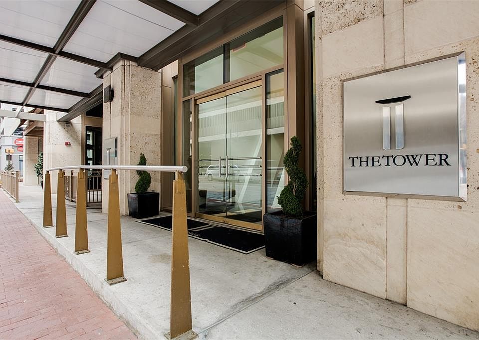 1st image of 500 Throckmorton St APT 2104