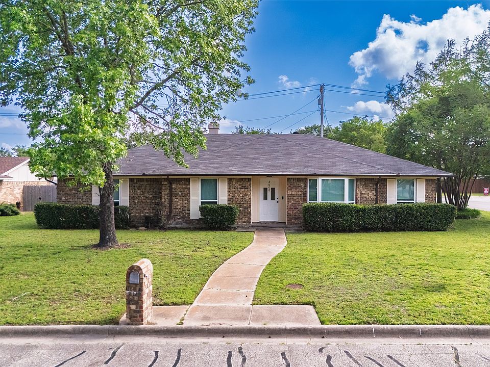 1st image of 2008 Peacock Ln