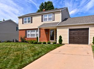 8 Yeates Dr, New Castle, DE 19720