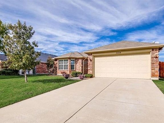 2nd image of 3224 Overstreet Ln