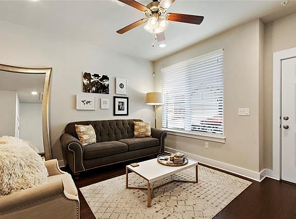 4th image of 907 Mountaineer Ln