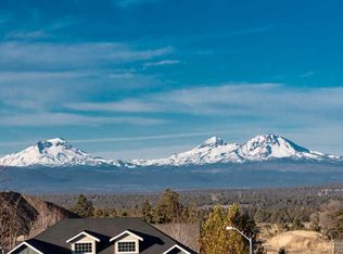 4144 SW Salmon Pl, Redmond, OR 97756