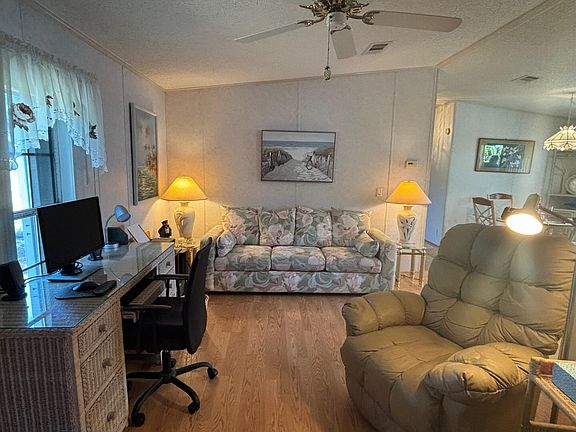 5th image of 4775 NE Blue Heron Lane