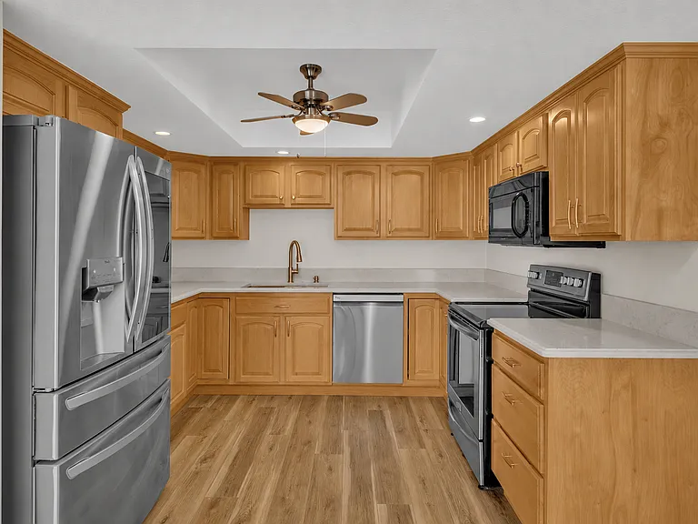 7860 E Camelback Rd #211 — Photo 6