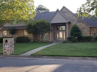 6905 Sugarland Dr, Texarkana, AR 71854