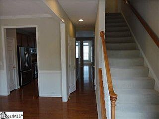 2nd image of 200 Cherub Ct