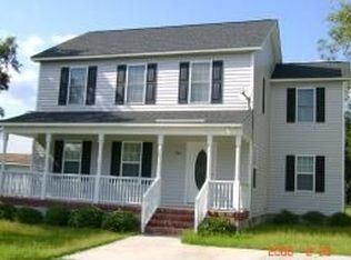 904 W Oak Island Dr, Oak Island, NC 28465