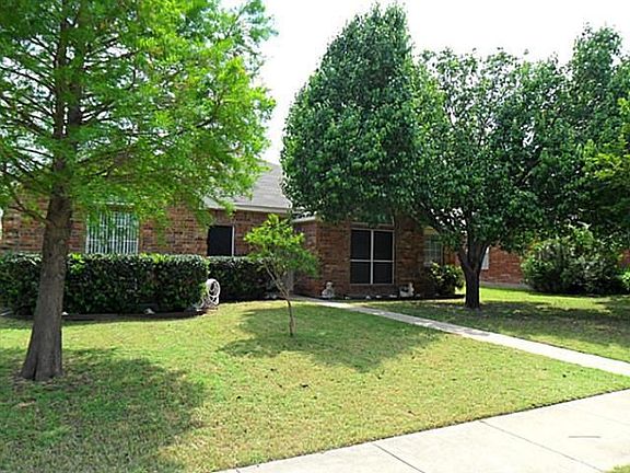 2nd image of 3018 Lance Ln