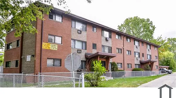 2 bed, 1100 sqft, $2,049 — Photo 2