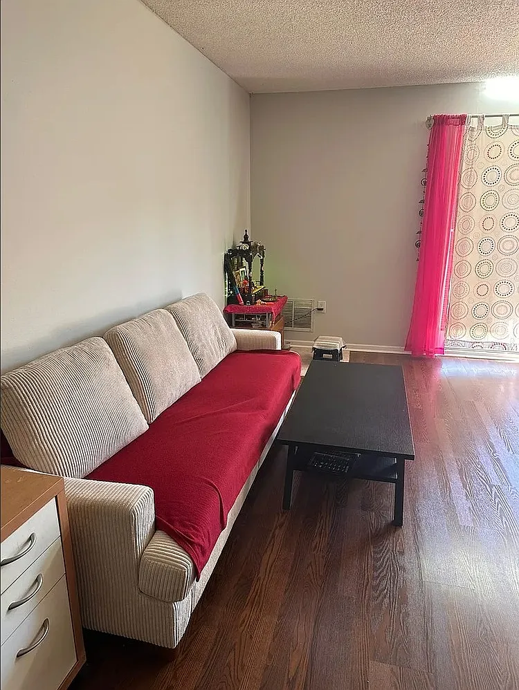2 bed, 1050 sqft, $2,450 — Photo 1