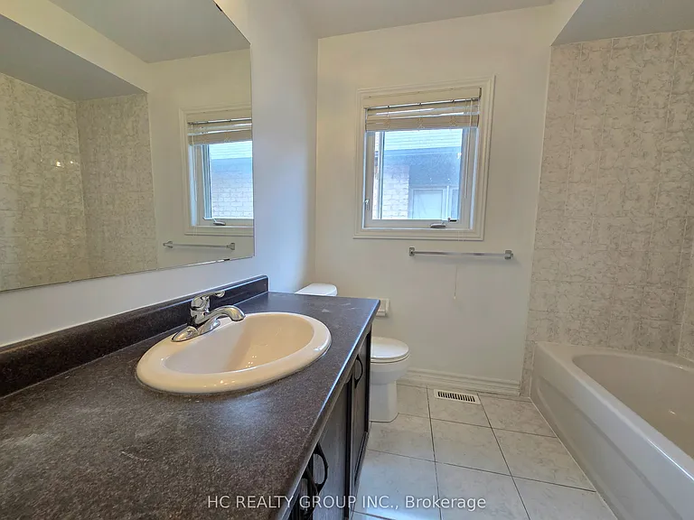 703 Hammersly Blvd — Photo 19