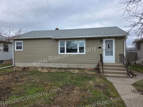 7542 Missouri Ave, Hammond, IN 46323