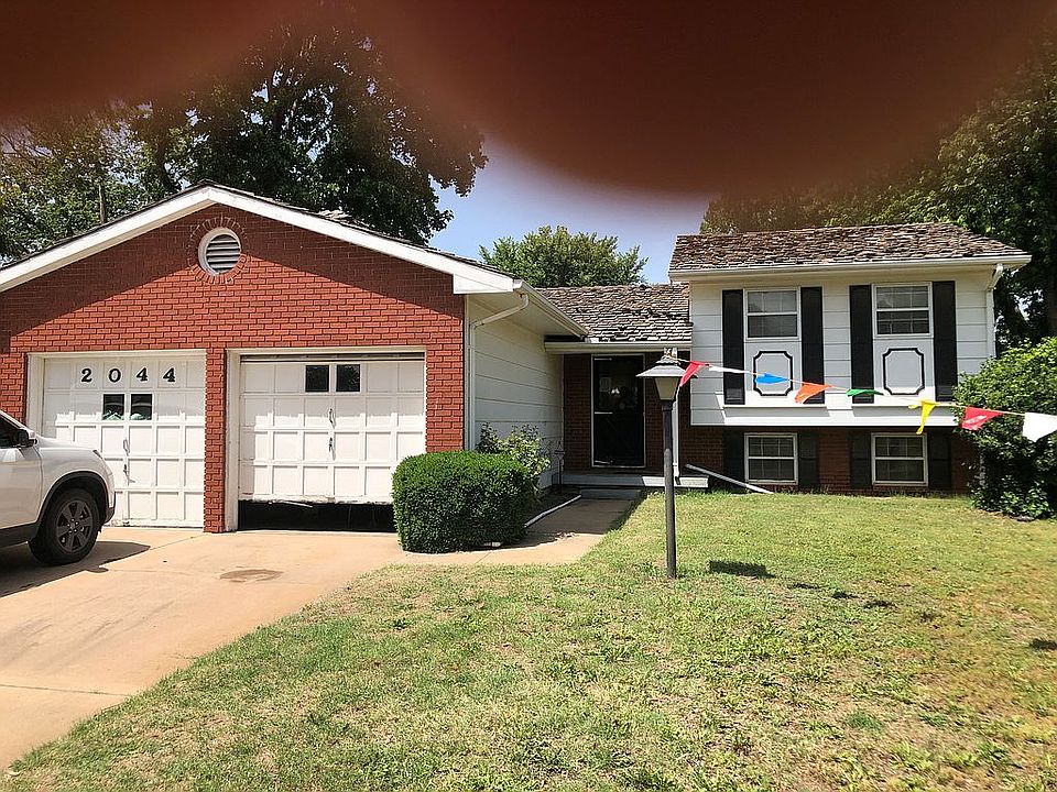 1st image of 2022 W Savannah St