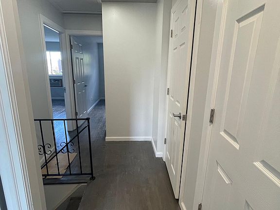 5th image of 1625 E 94th St