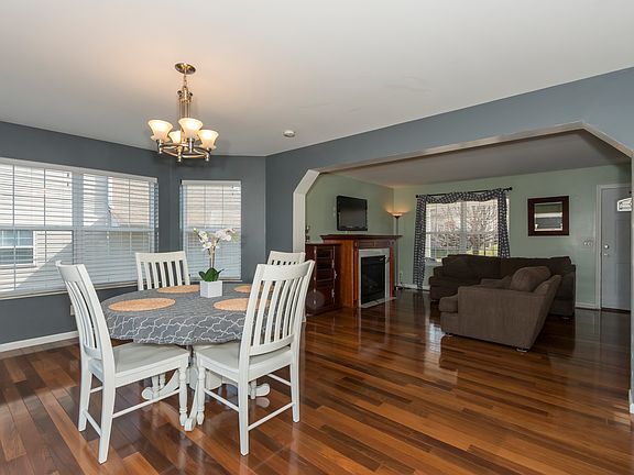 4th image of 3749 Lemay Woods Dr
