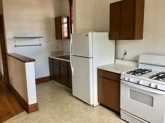 3rd image of 5646 N Glenwood Ave #3N