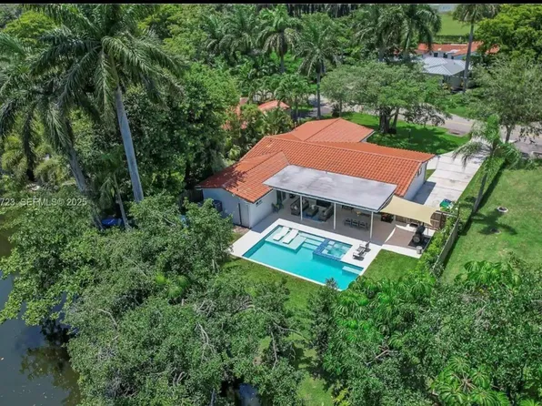 200 NW 86th St, El Portal, FL 33150