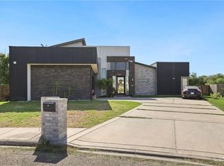 1005 W I St, Mission, TX 78572
