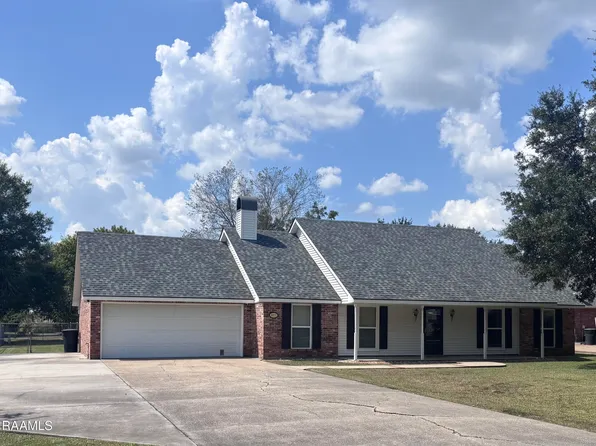 8822 Eastwood Dr, Abbeville, LA 70510