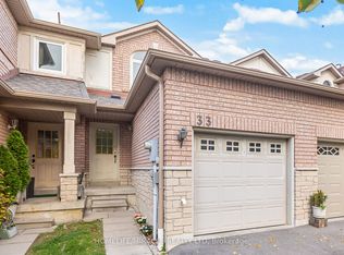 1285 Bristol Rd W #33, Mississauga, ON L5V2H5