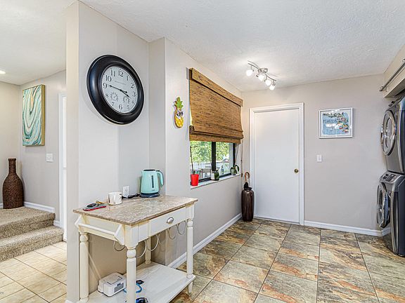 3rd image of 331 Markley Ct #331