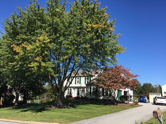 4th image of 105 Heather Hill Dr