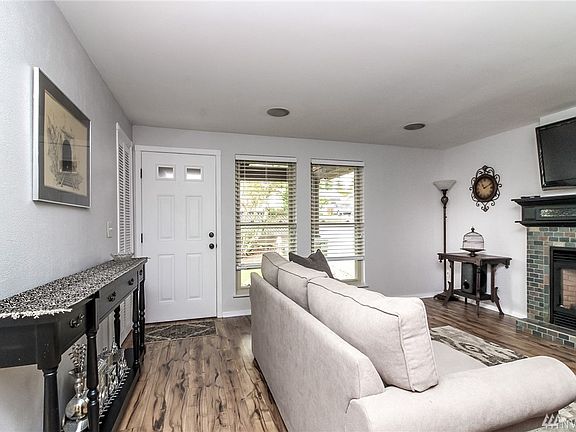 5th image of 1337 S Winnifred St