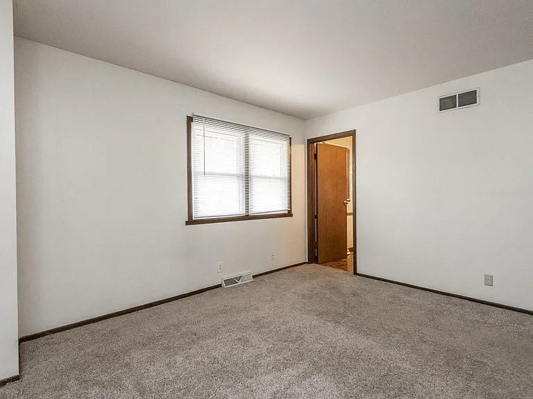 21225 Mary Lynn Dr — Photo 11