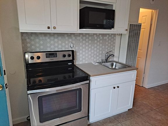 3rd image of 588 E Mel Ave #8A