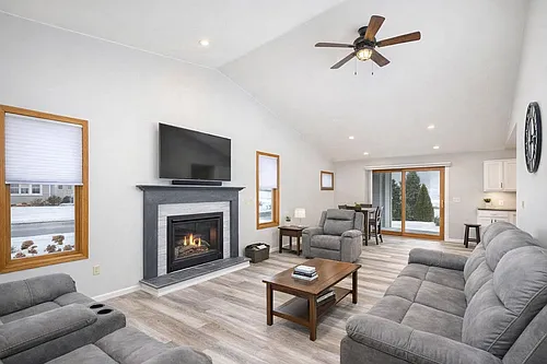 N307 Eastowne Ct #ID1061648P Photo 1