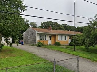 214 Sawdy Dr, Westport, MA 02790