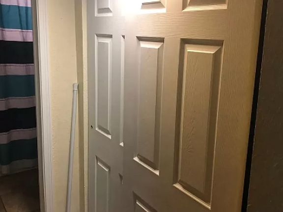 5th image of 475 S Lincoln St APT 5