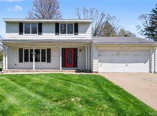 4459 Sunderland Pl, Flint, MI 48507