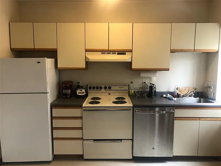 43 Ivaloo St #5R — Photo 4
